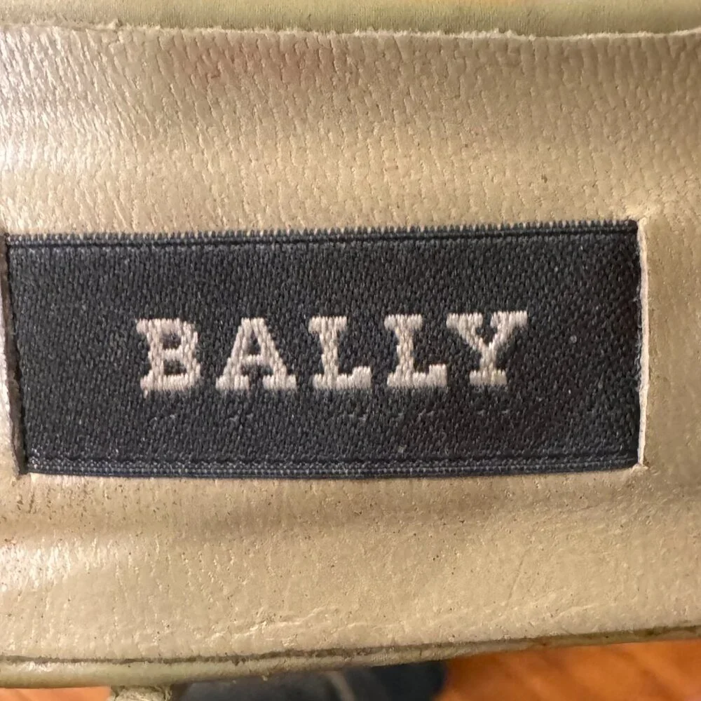Bally size 8.5  slingback shoes